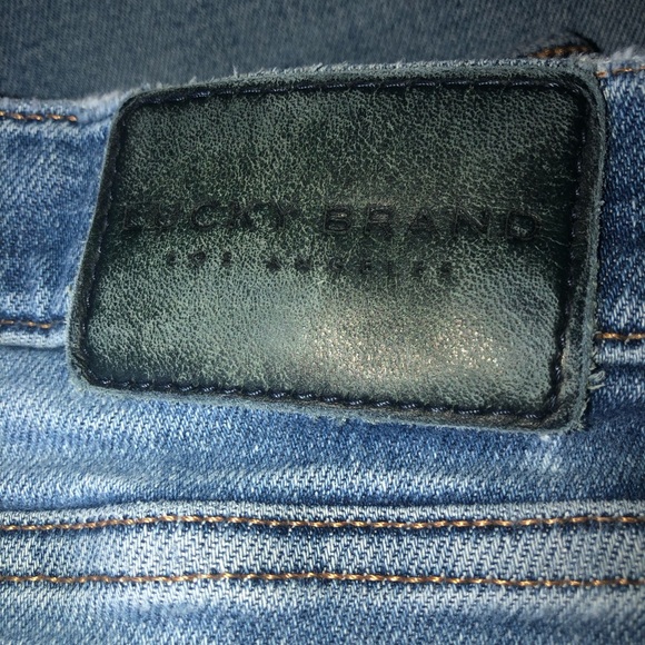 Lucky Brand destroyed athletic slim stretch jeans size 38 - Picture 3 of 5